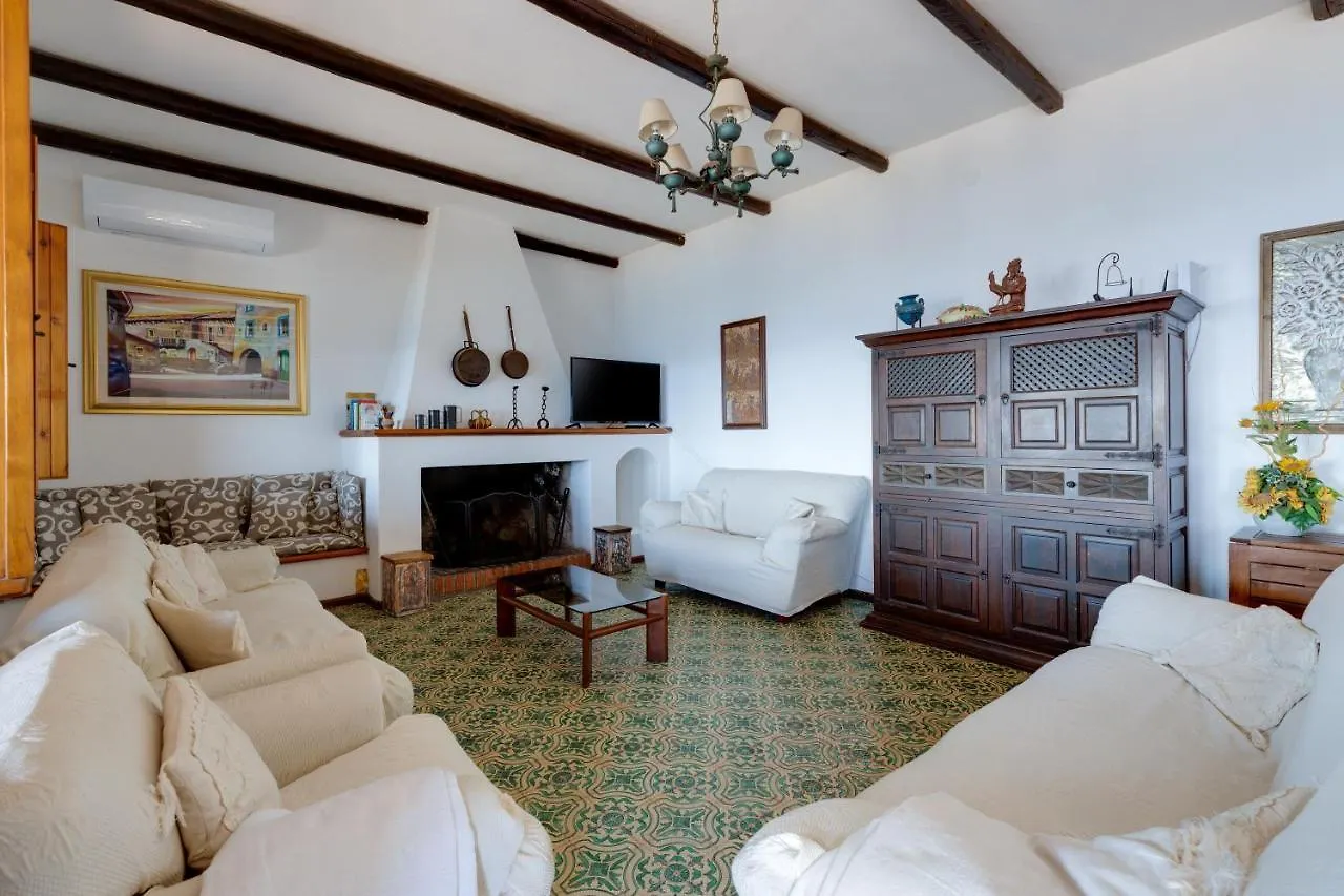 Villa Timbora Càbras